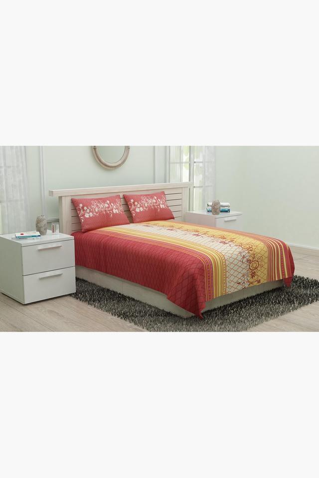 Buy BOMBAY DYEING Cotton Printed Double Bed Sheet with 2 Pillow Cover
