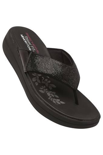 skechers shopper stop