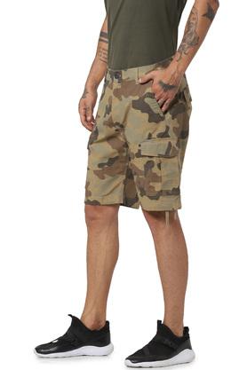 Jack and jones store camo shorts