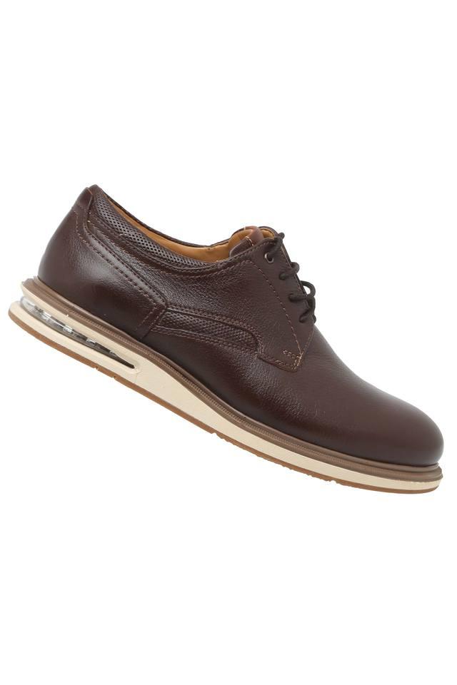 Ruosh store formal shoes