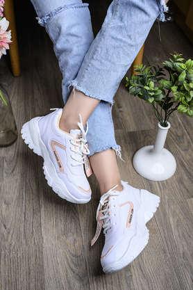 Lace Fastening Flat Heeled Sports Shoes