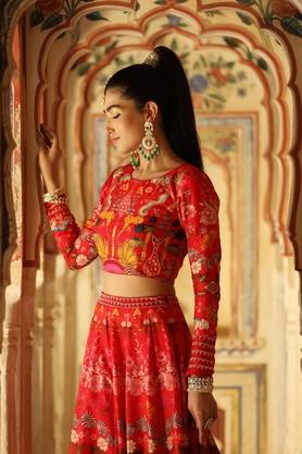 Boat best sale neck lehenga