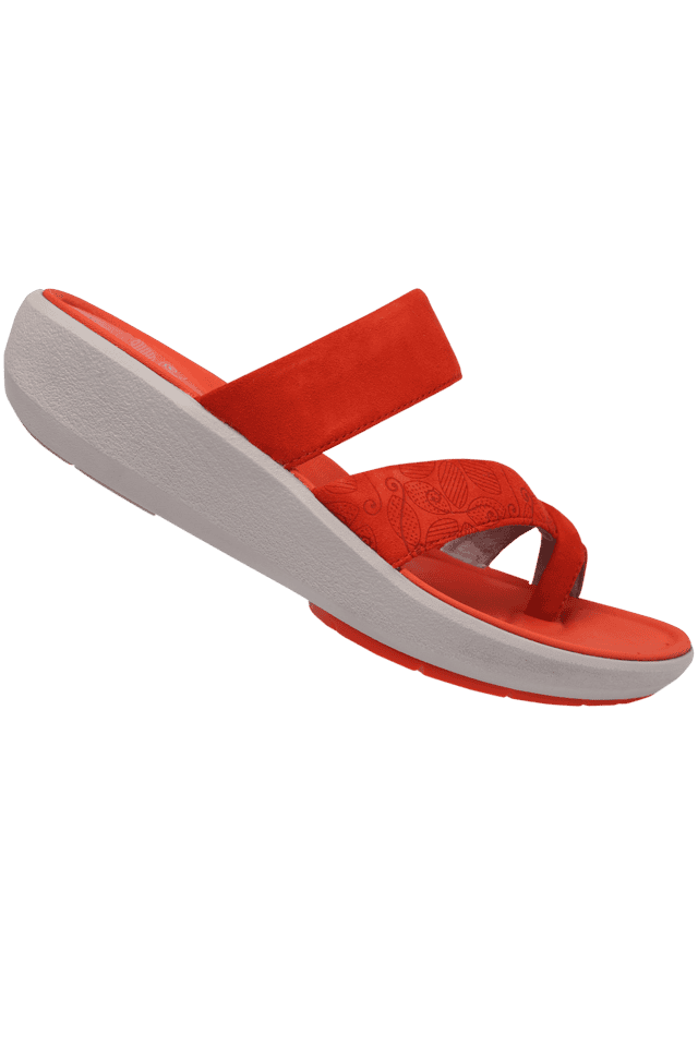 Clarks red 2025 flip flops