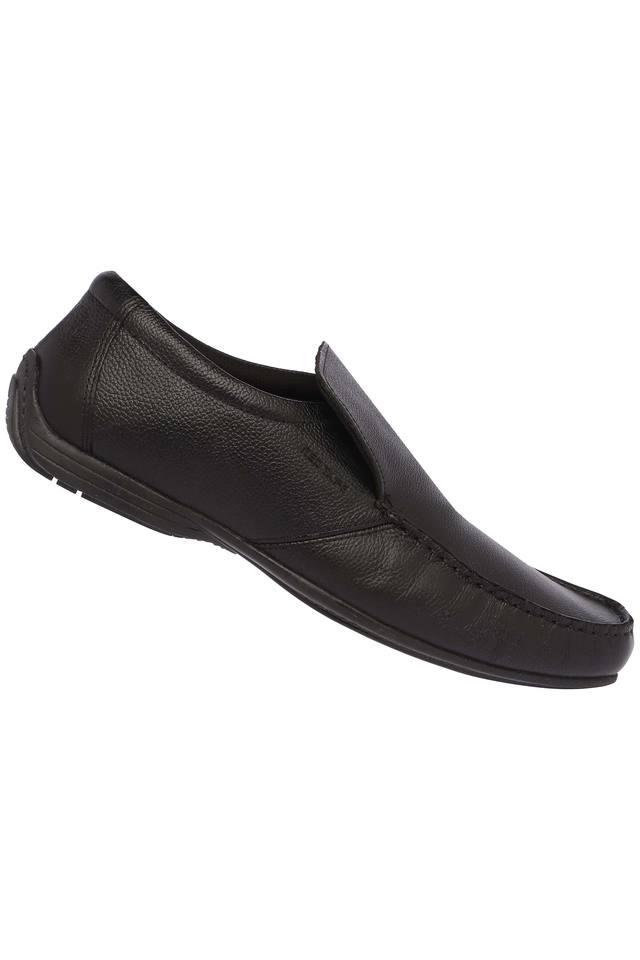 Red tape clearance black loafer shoes