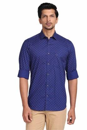 Blue deals color shirt