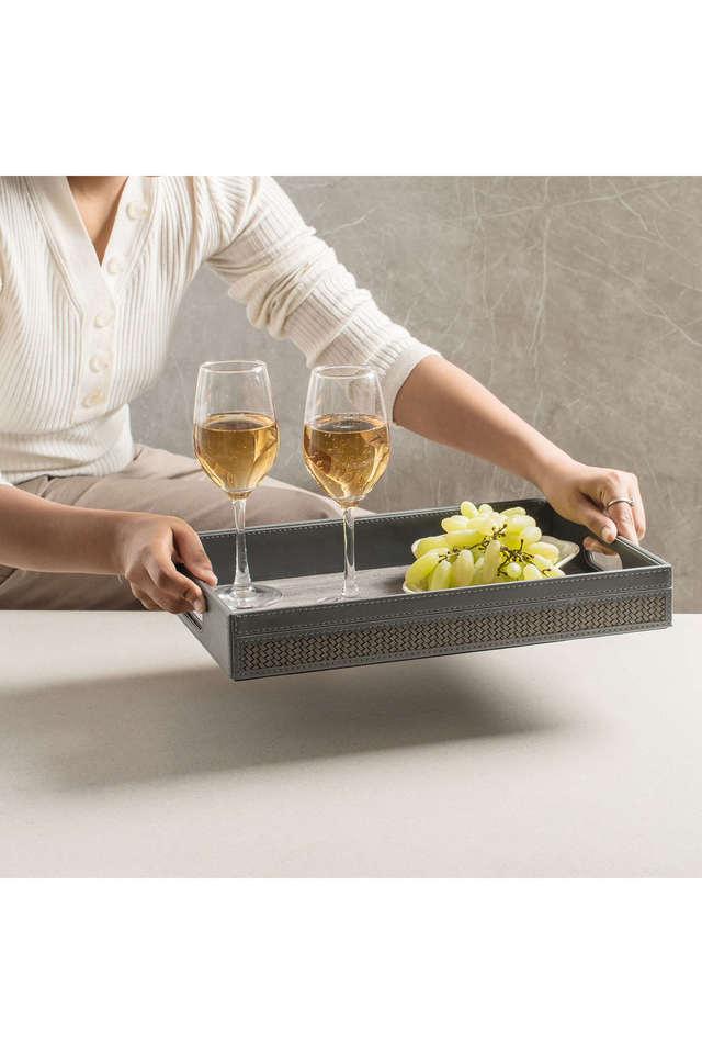 Modern serving clearance platters