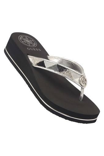 guess black flip flops