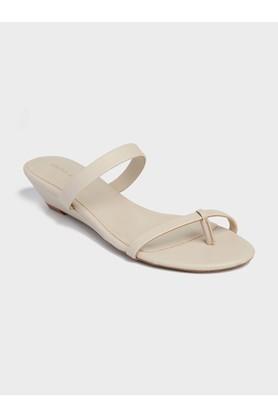 Women's size 14 online flat sandals