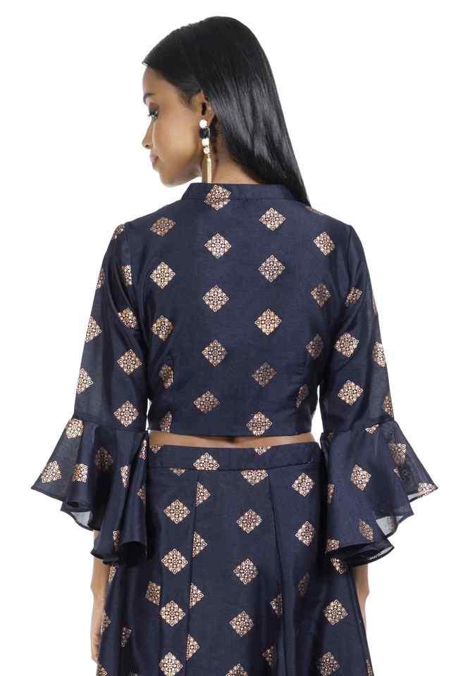 Bell sleeve