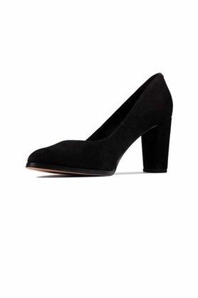 Clarks pumps shop suede