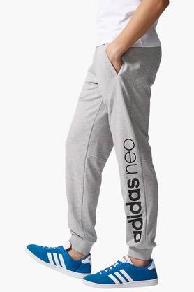 Adidas sweatpants with outlet converse