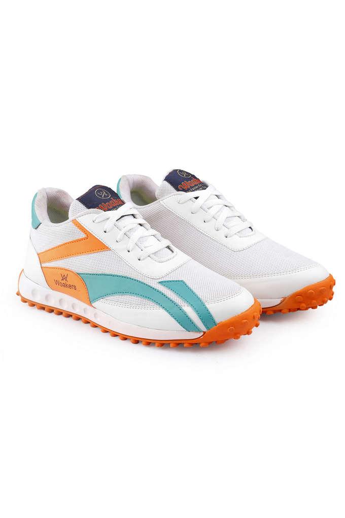woakers casual sneakers