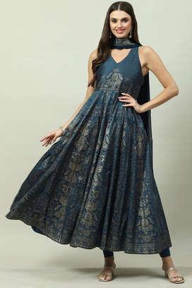 Shoppers stop hot sale gowns