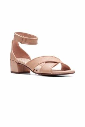 Clarks best sale pink sandals