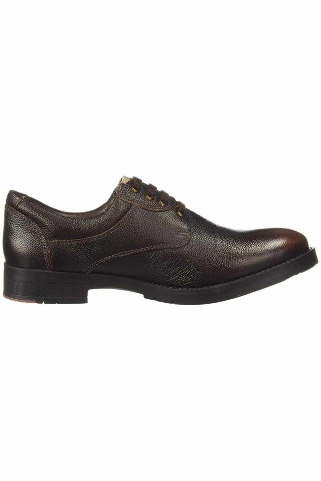 Lee cooper leather hot sale shoes price