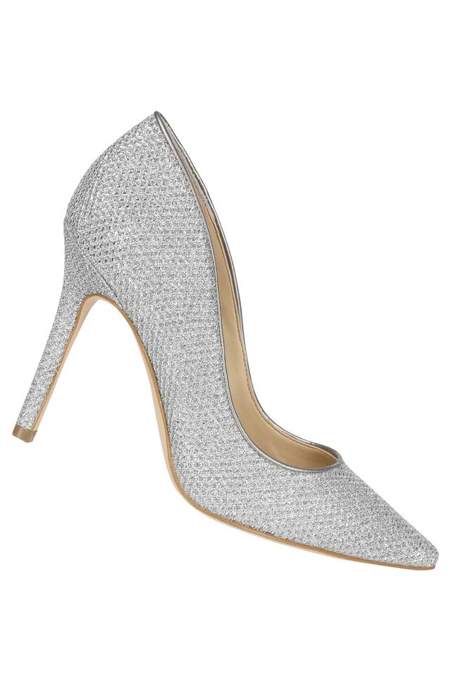 Silver 2024 grey pumps