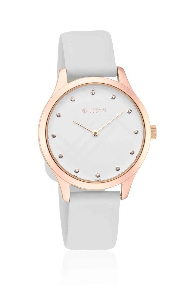 White colour sale watch for womens