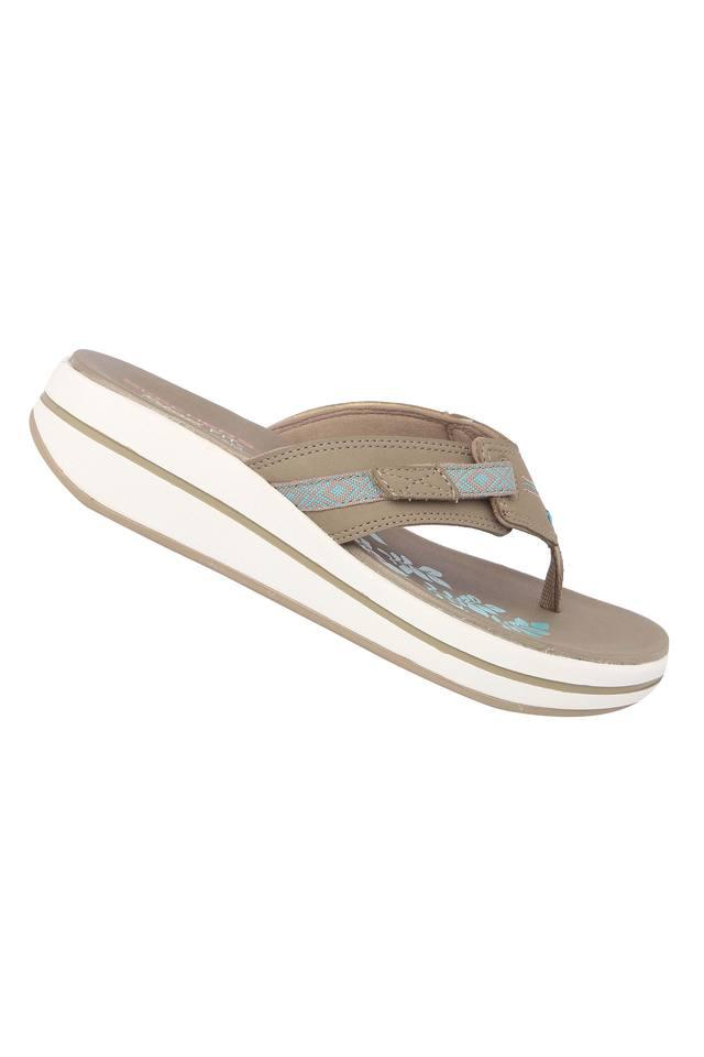 Womens Casual Wear Slipon Platforms