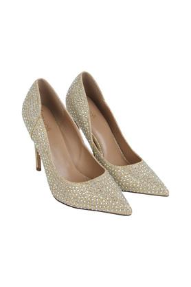 forsøg TVsæt hule Buy CATWALK Womens Embellished Pointed Toe Stilettos | Shoppers Stop