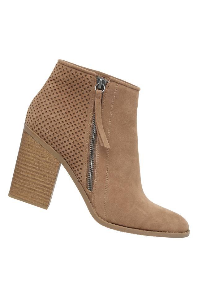 Steve madden 2024 jayne boot