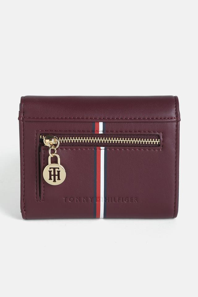 Tommy wallets 2025 for ladies