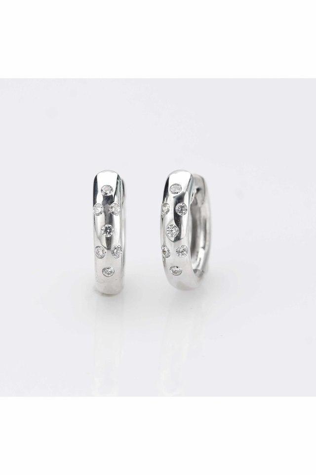 Round Silver/Black Men Hoop Earrings at Rs 42/pair in Mumbai | ID:  2851592991088