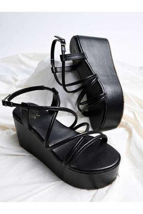 Black flatforms online