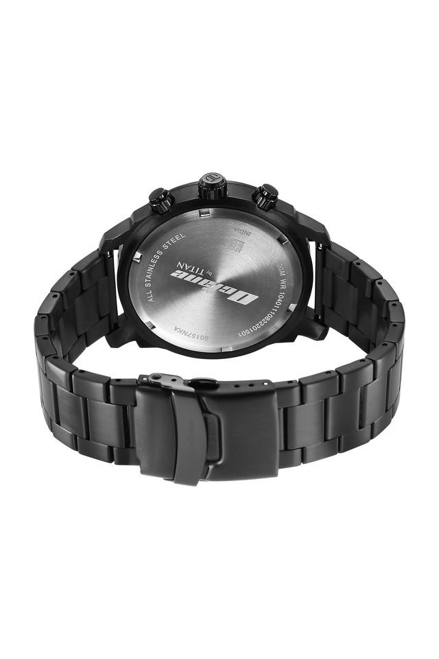 Titan deals chronograph black