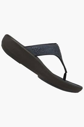 Clarks wedge store flip flops