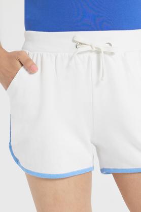 Shorts with 2024 white piping