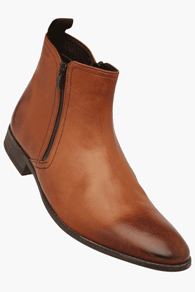 Clarks mens boots store with zipper