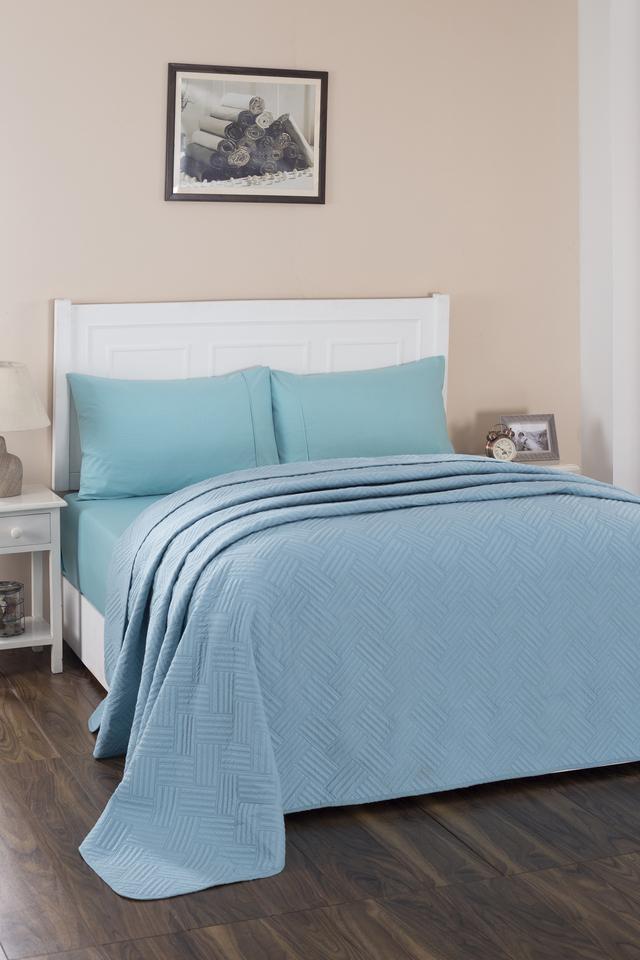 Aqua quilt clearance