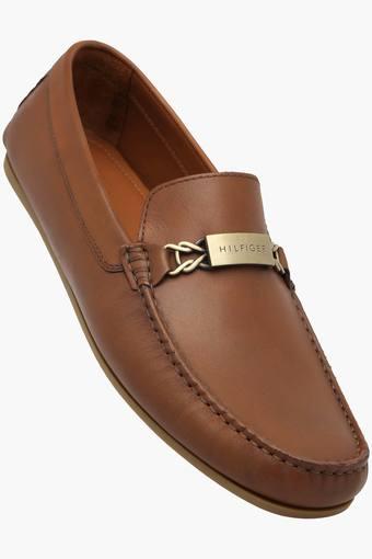 tommy hilfiger loafers brown