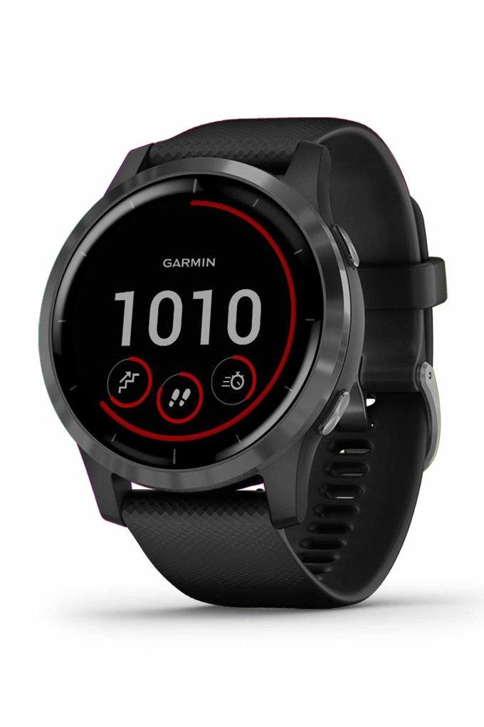 Black best sale garmin watch