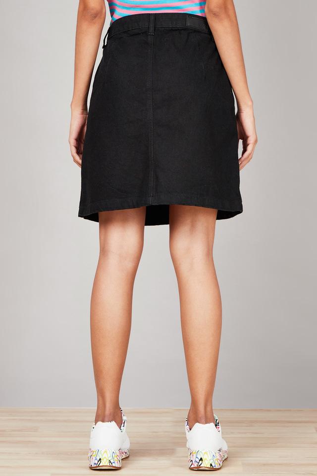 Black denim 2025 skirt above knee