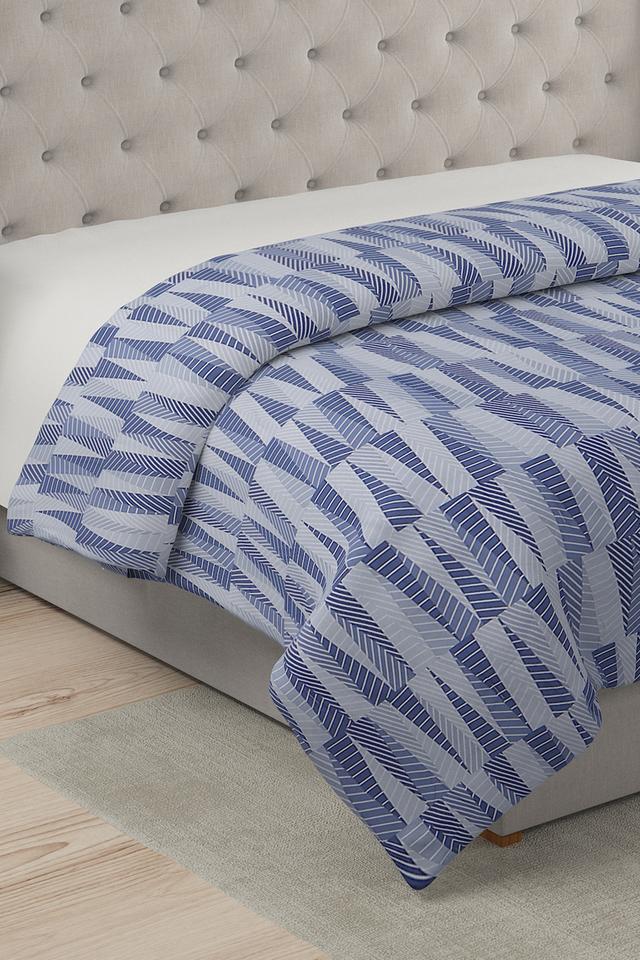 Buy HOMESTOP Infinity Single Comforter Shoppers Stop