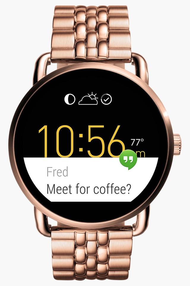 fossil smartwatch shoppers stop
