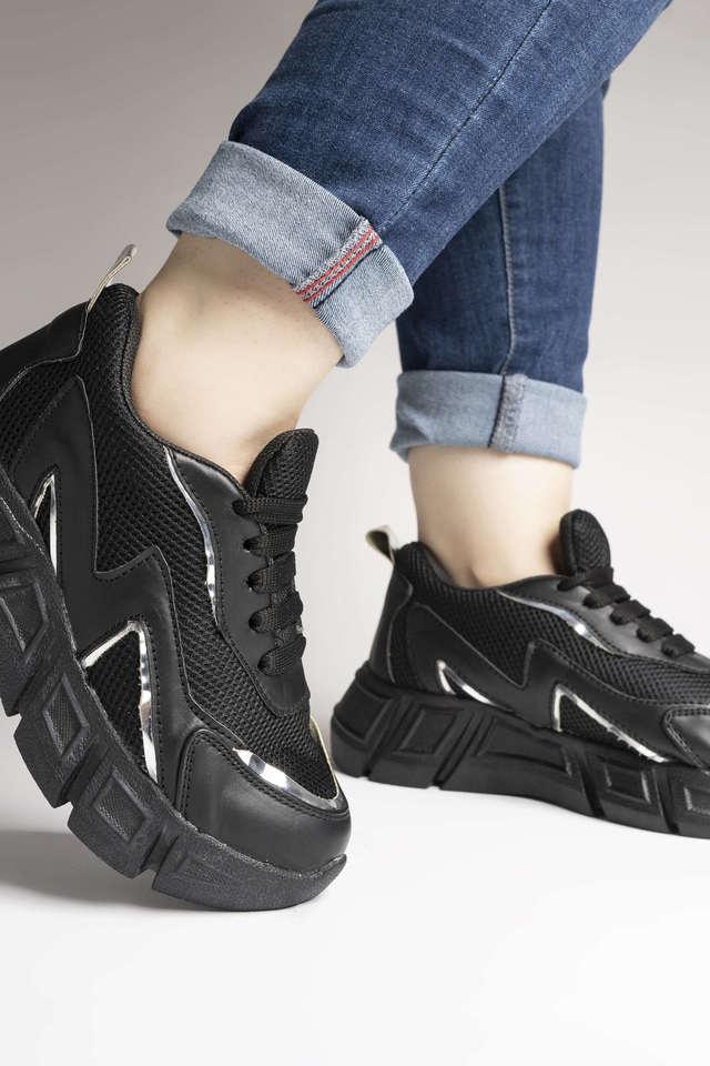 Black sports shoes cheap for ladies