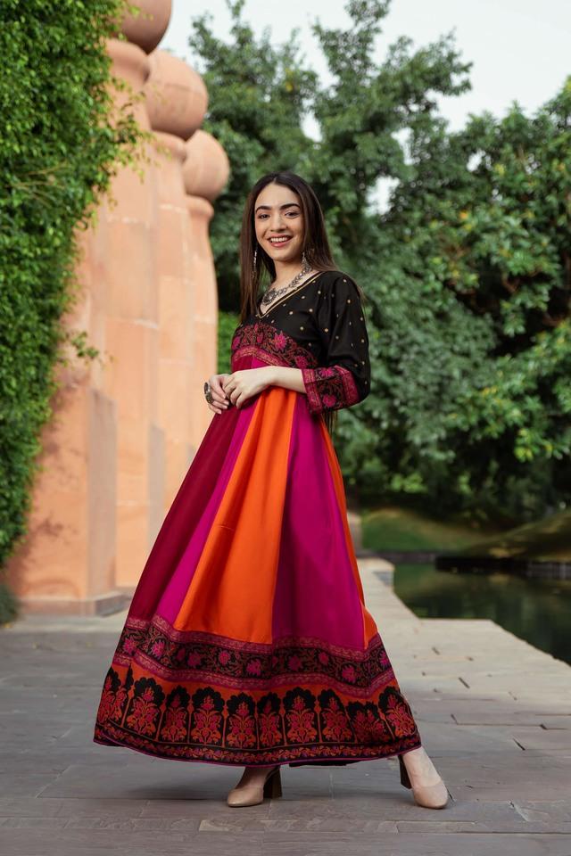 Ethnic gowns best sale for ladies