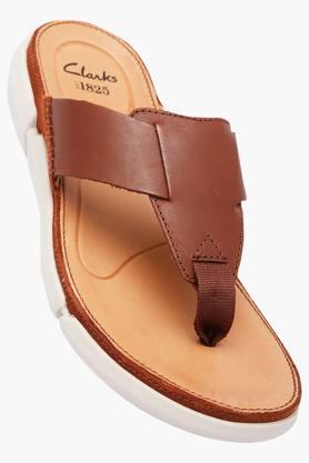 Mens clarks leather online slippers