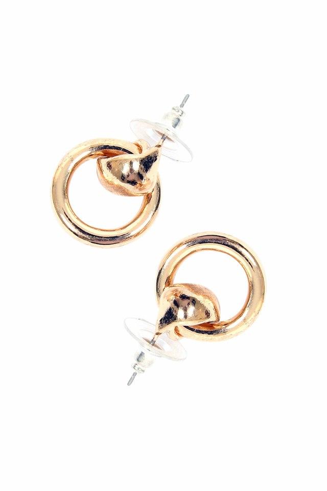 Buy SOHI Women Drop Earrings ForCasualWear| Push Pin Closure | Alloy  Material| Artificial Stone |White Color |Modern |Designer And Chic Western  Jewellery For Girls And Ladies (3170) at Amazon.in