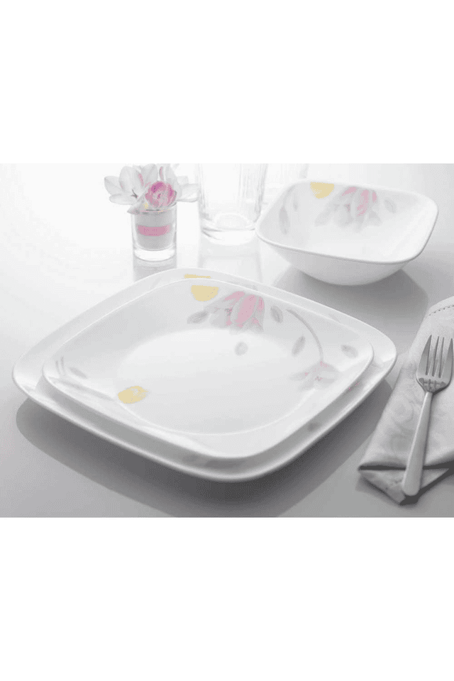 Square dining on sale plate set