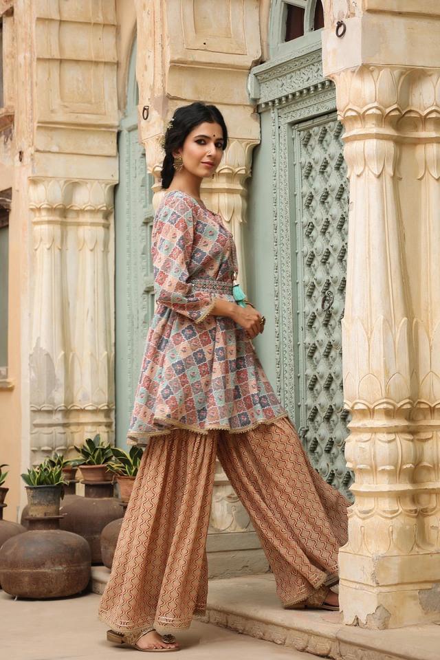 Shoppers stop deals salwar suits