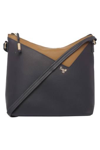 shoppers stop baggit