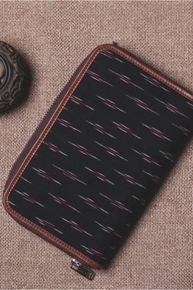 Zouk wallets discount