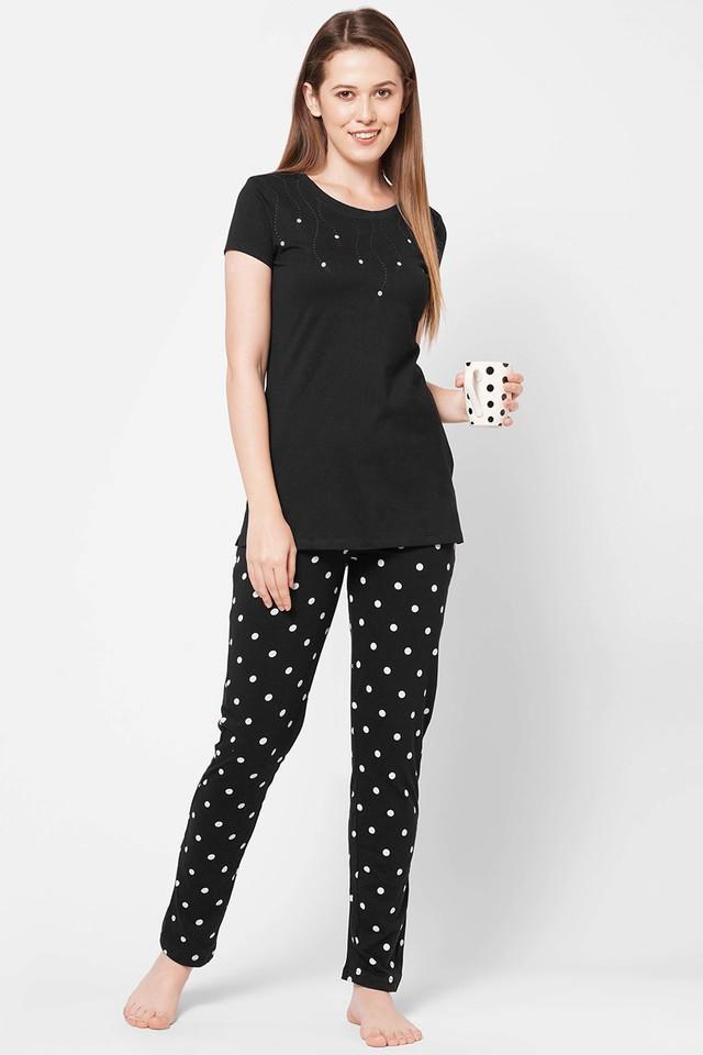 Buy SWEET DREAMS undefined Printed Cotton Blend Regular Fit Women s Pyjama Set Shoppers Stop