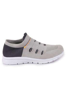 Vkc sports shoes discount price