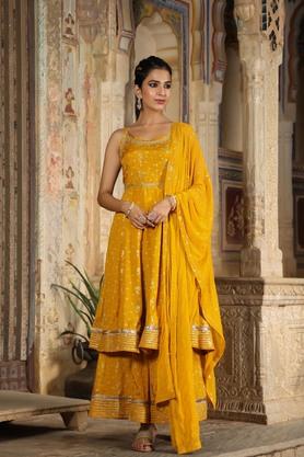 Off shoulder hot sale salwar suit