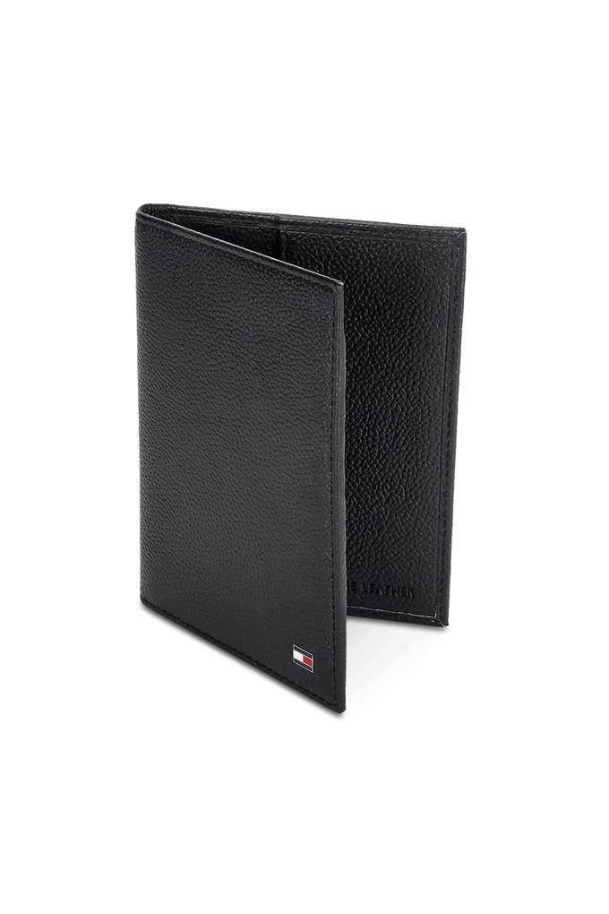 Tommy hilfiger passport hot sale cover