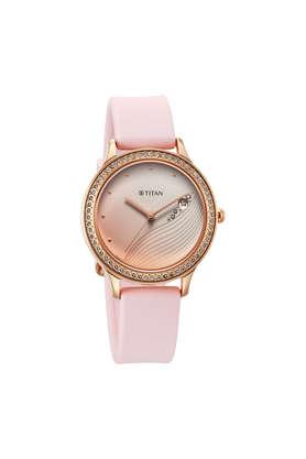 Buy TITAN Glam it Up Phase II 42 MM Pink Silicone Analog Watch For